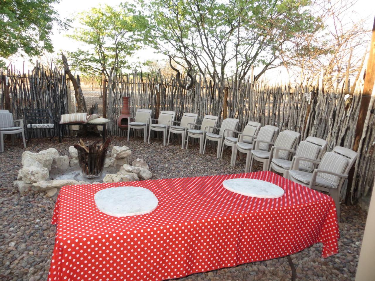 Tarentaal Guest Farm Villa Outjo Luaran gambar